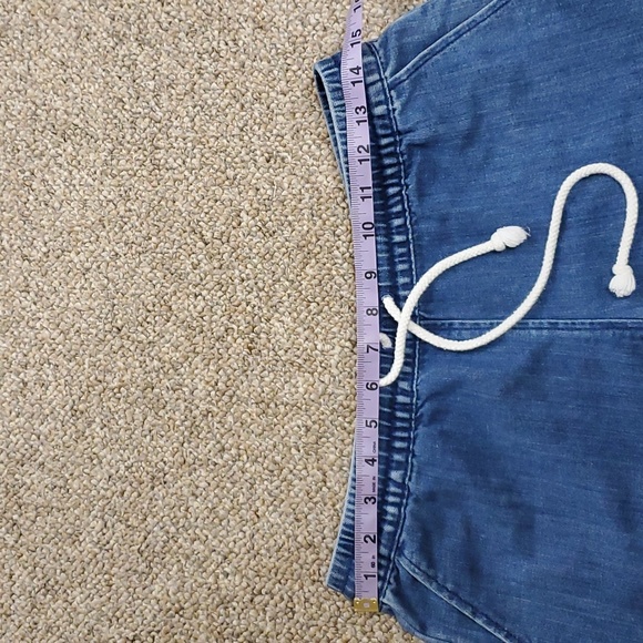 Aerie Blue Jean Shorts Size Small - Picture 6 of 7